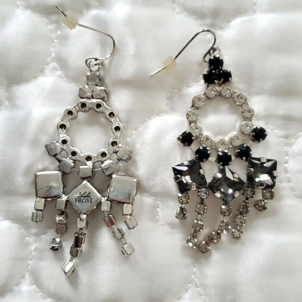 Earrings - Picture 2 of 3